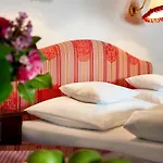 Hirlanda Hotel Zuers