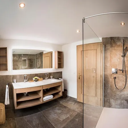 Hotel Hirlanda 4*