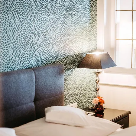 Hirlanda Hotel