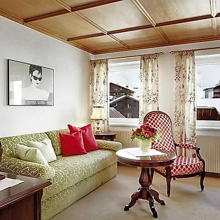 Hirlanda Hotel