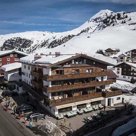 Hirlanda 4* Zürs