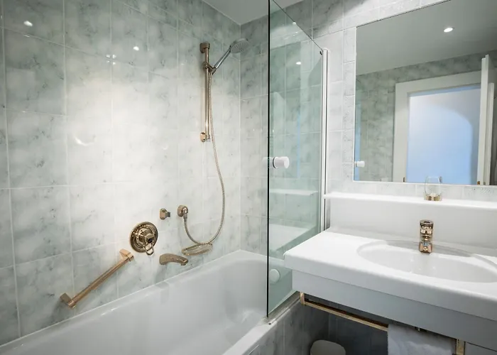 Hotel Hirlanda Zürs